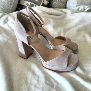 Steve Madden Spence Heel ankle strap Platform Beige Suede sandal